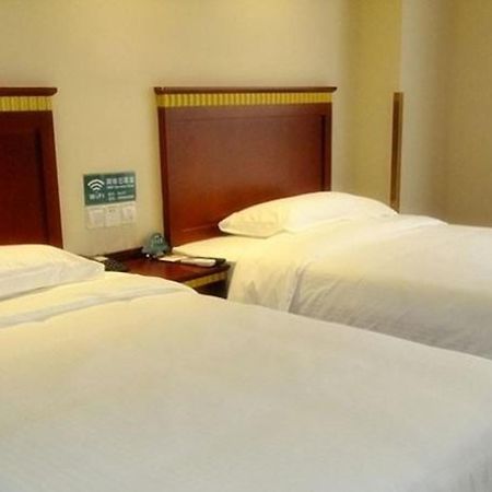 Greentree Inn Chongqing North Railway Station Express Hotel Esterno foto
