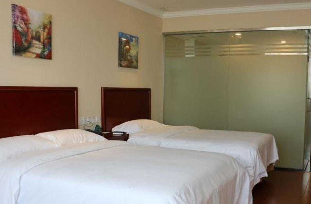 Greentree Inn Chongqing North Railway Station Express Hotel Esterno foto