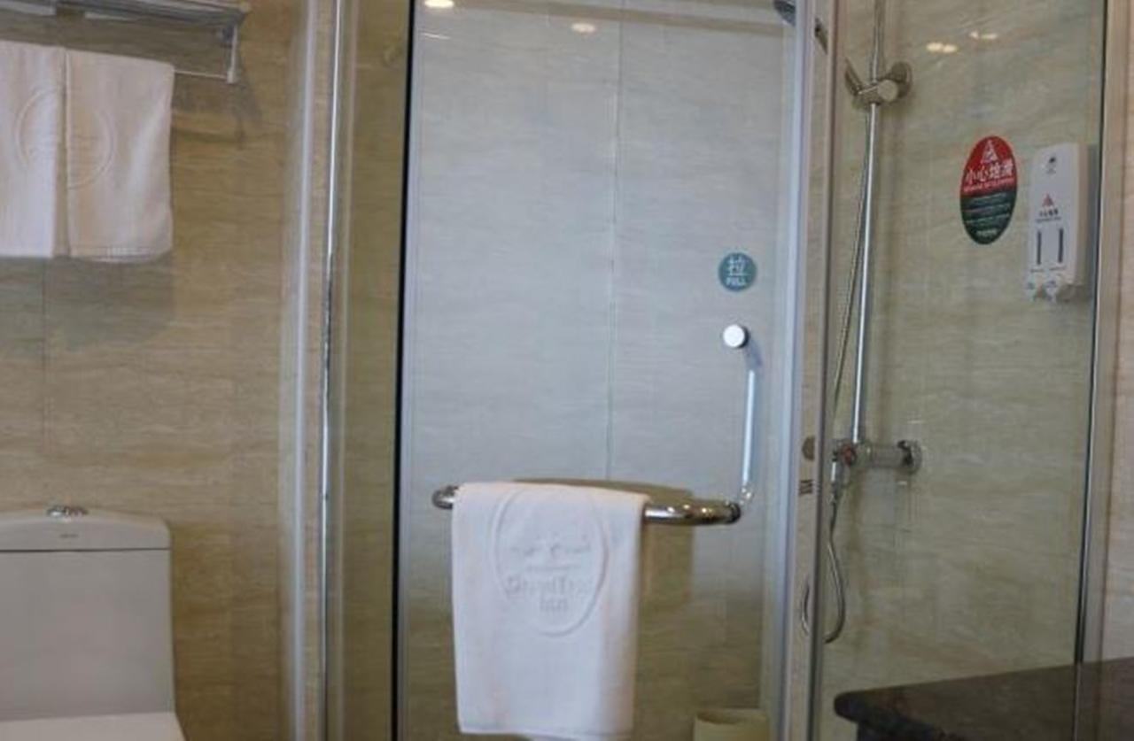 Greentree Inn Chongqing North Railway Station Express Hotel Esterno foto